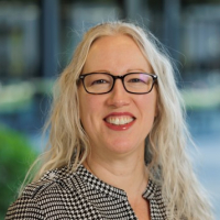 Alicia Kinsey-Oracle