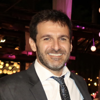 Lucas Carvalho de Andrade-Oracle