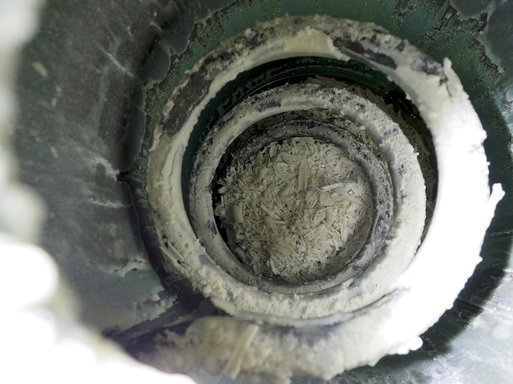 Limescale in HW Cyl 2 copy.JPG