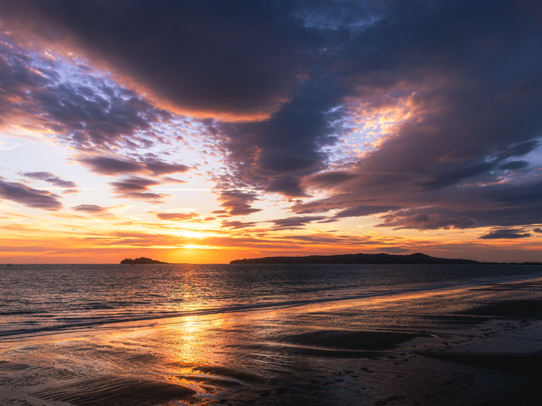 2026-01-14 Portmarnock sunrise lenticulars.jpg