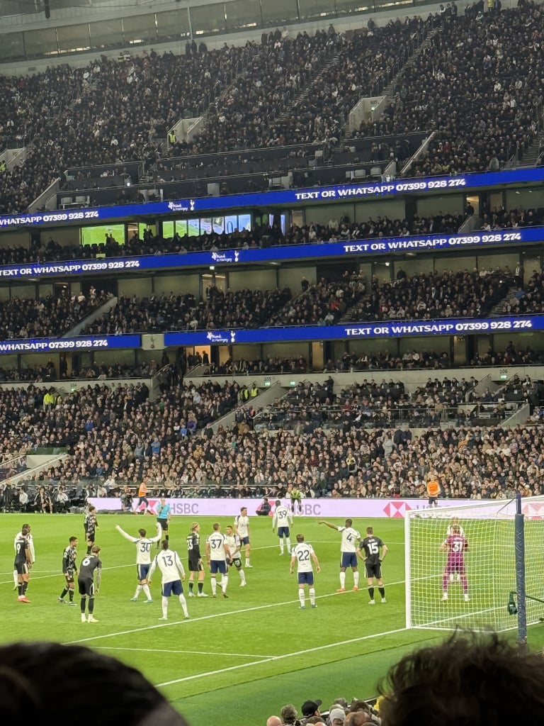 Spurs Away.jpeg