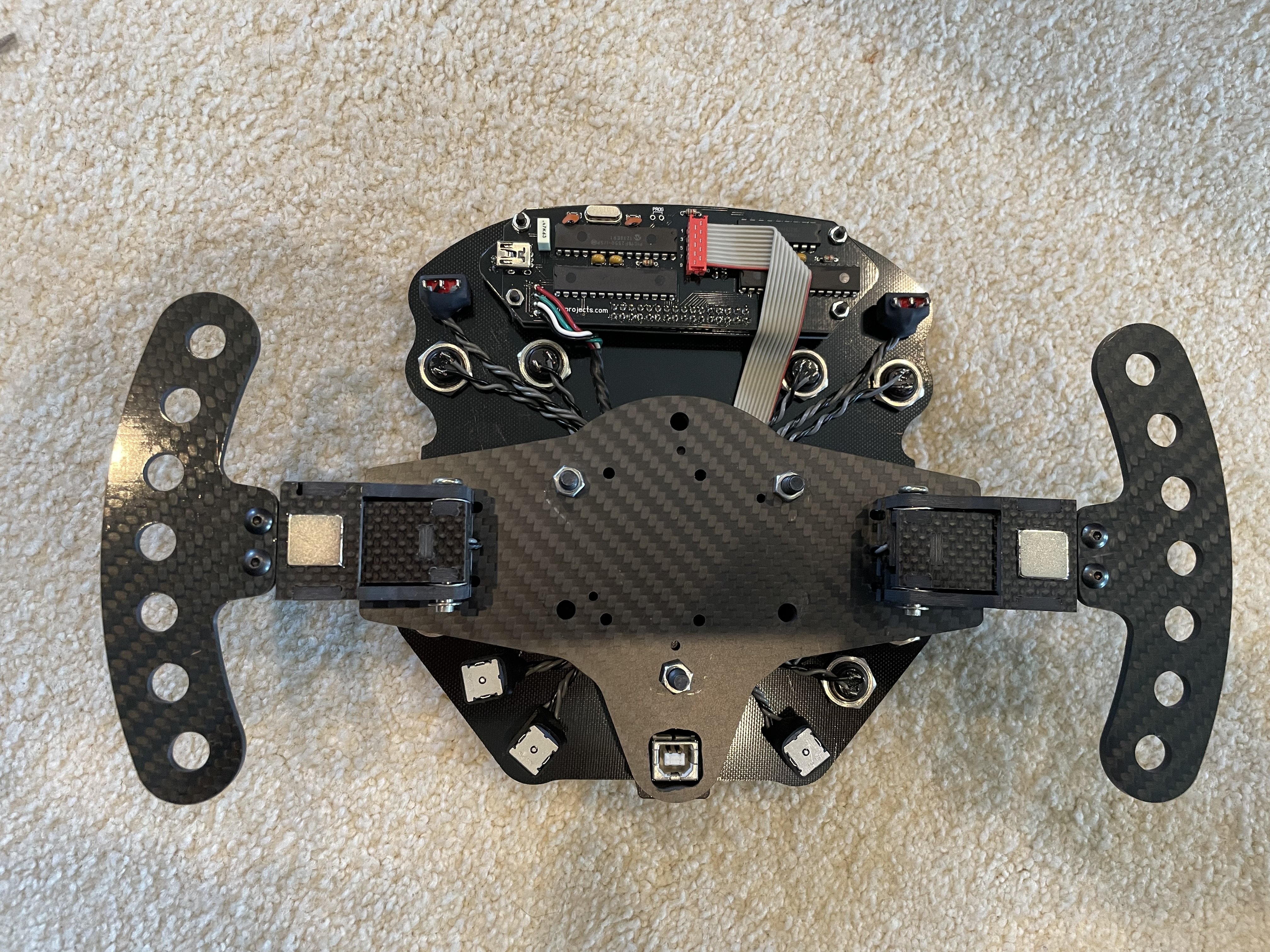 Video of the Pro Race display working via SimDash: