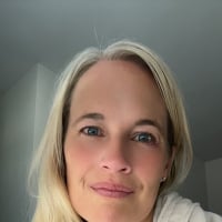 StephanieF