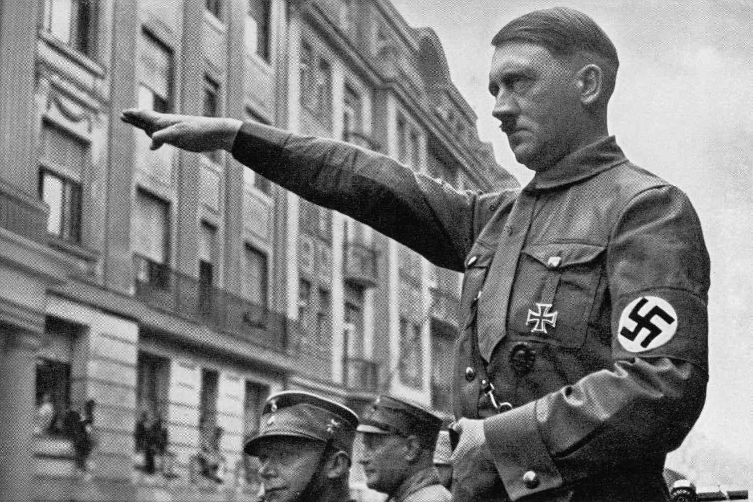 adolf.jpg