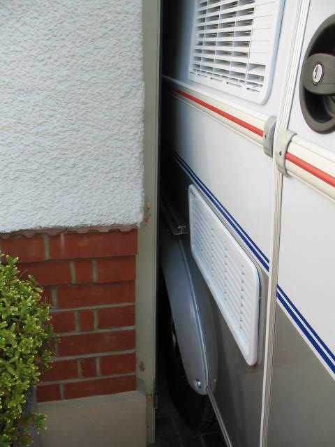 It's a bit tight 010.jpg