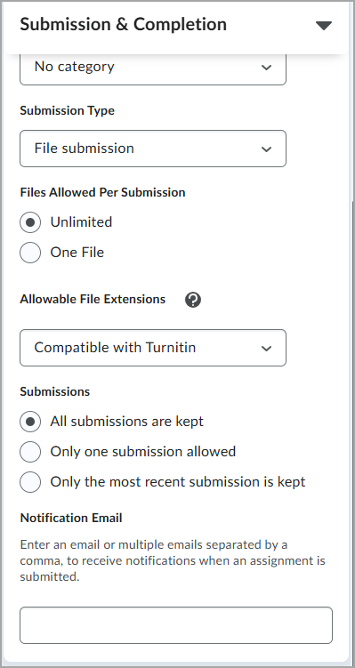 O campo Tipo de Envio com a opção Envio de arquivo selecionada, que abre as seções Arquivos Permitidos por Envio, Extensões de Arquivo Permitidas, Envios e E-mail de Notificação.
