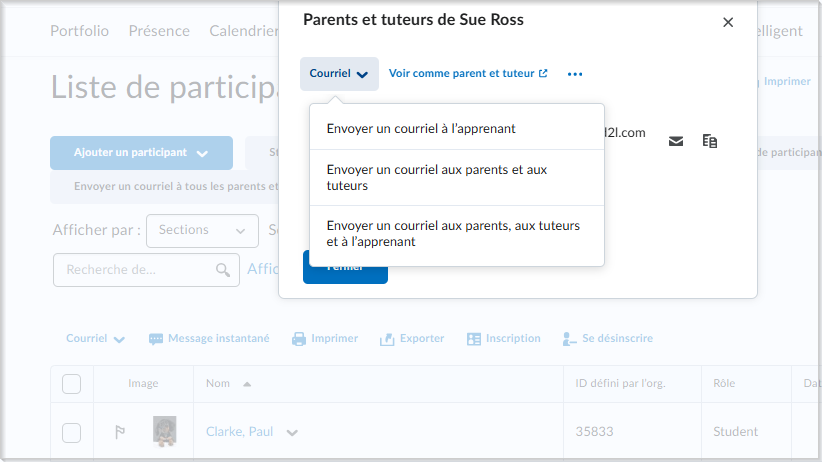 Le menu déroulant Courriel développé montrant l’option Envoyer un courriel aux parents et aux tuteurs