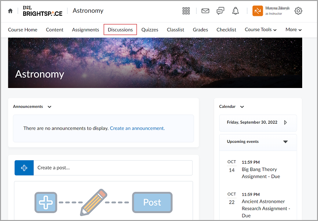 Course homepage with the Discussion tool highlighted
