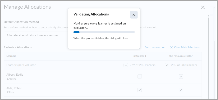 La page gérer les allocations avec une boîte de dialogue validation des allocations affichant une barre de progression tout en vérifiant qu'un évaluateur est affecté à chaque apprenant.