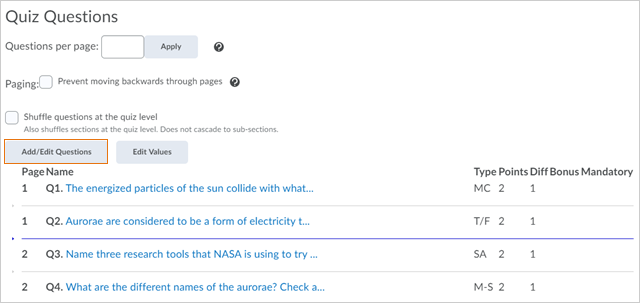 The Quiz Questions page lists questions. The Add/Edit questions button is highlighted.