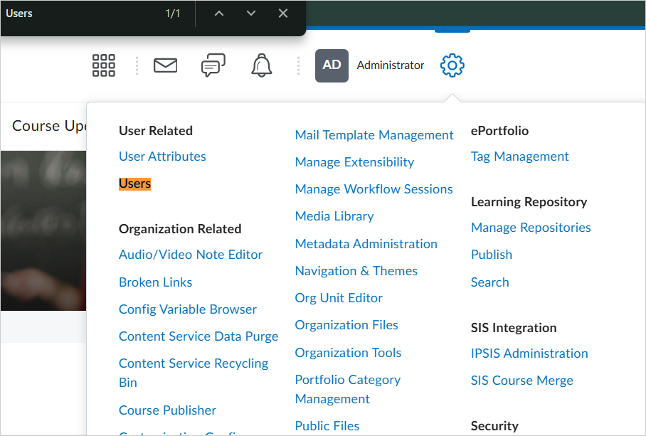 La versión anterior del menú Herramientas de administración. Un usuario utiliza Ctrl+F para buscar la herramienta "Usuarios".