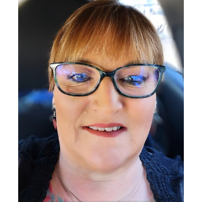 Photo of Kelly Dunn