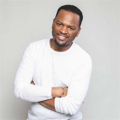 Photo of Bobby Manning