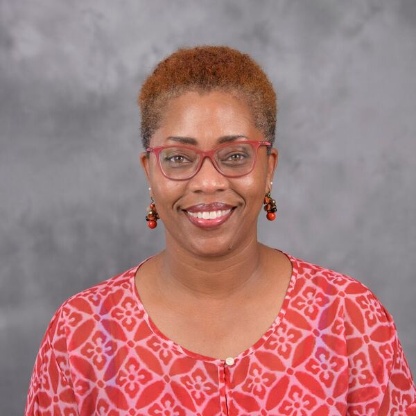 Lisa Knight