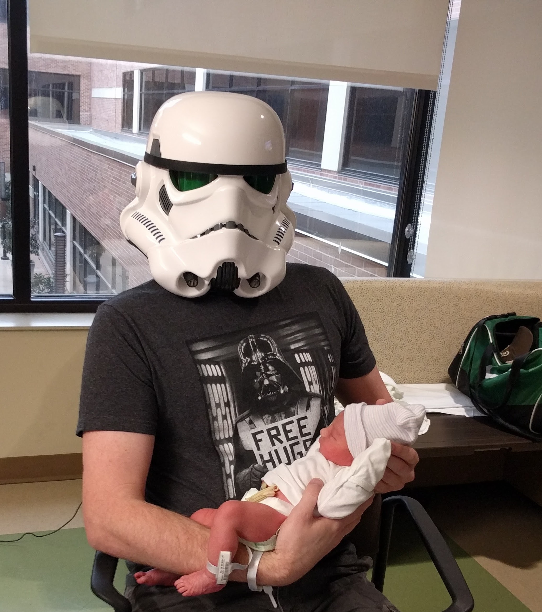 4_stormtrooper-001b.jpg