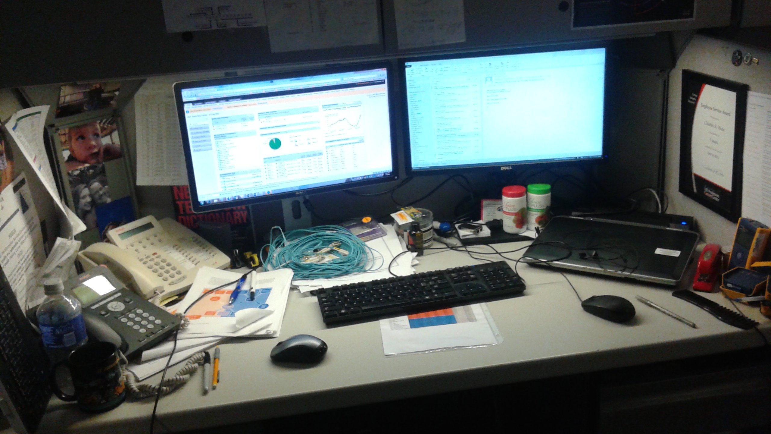 desktop-mess.jpg