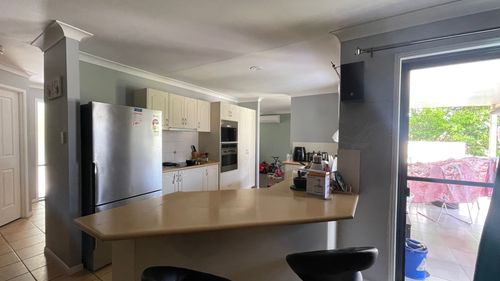 IMG_E1061.JPG IMG_E1061.JPG