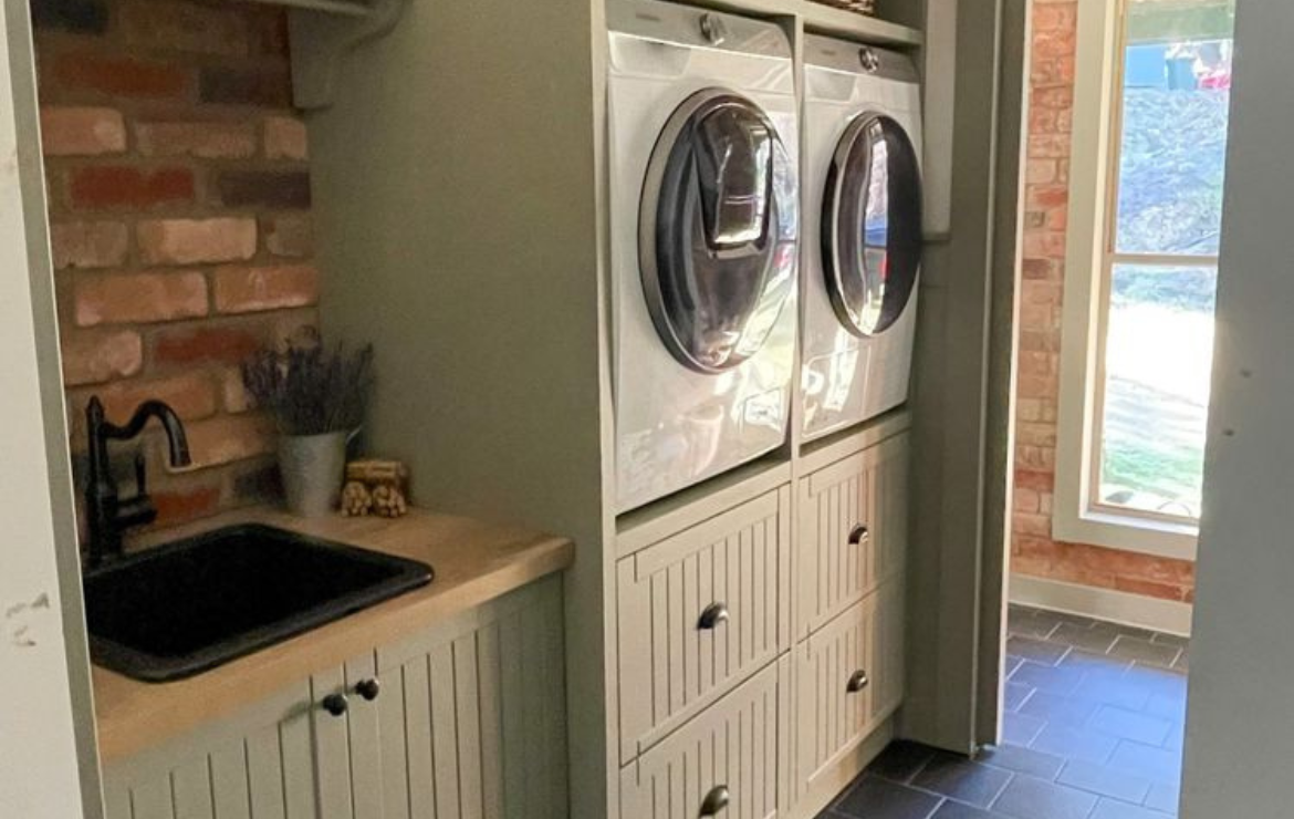 Farmhouse laundry (2).png Farmhouse laundry (2).png