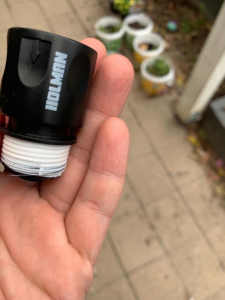 Connector with PTFE tape.jpeg Connector with PTFE tape.jpeg