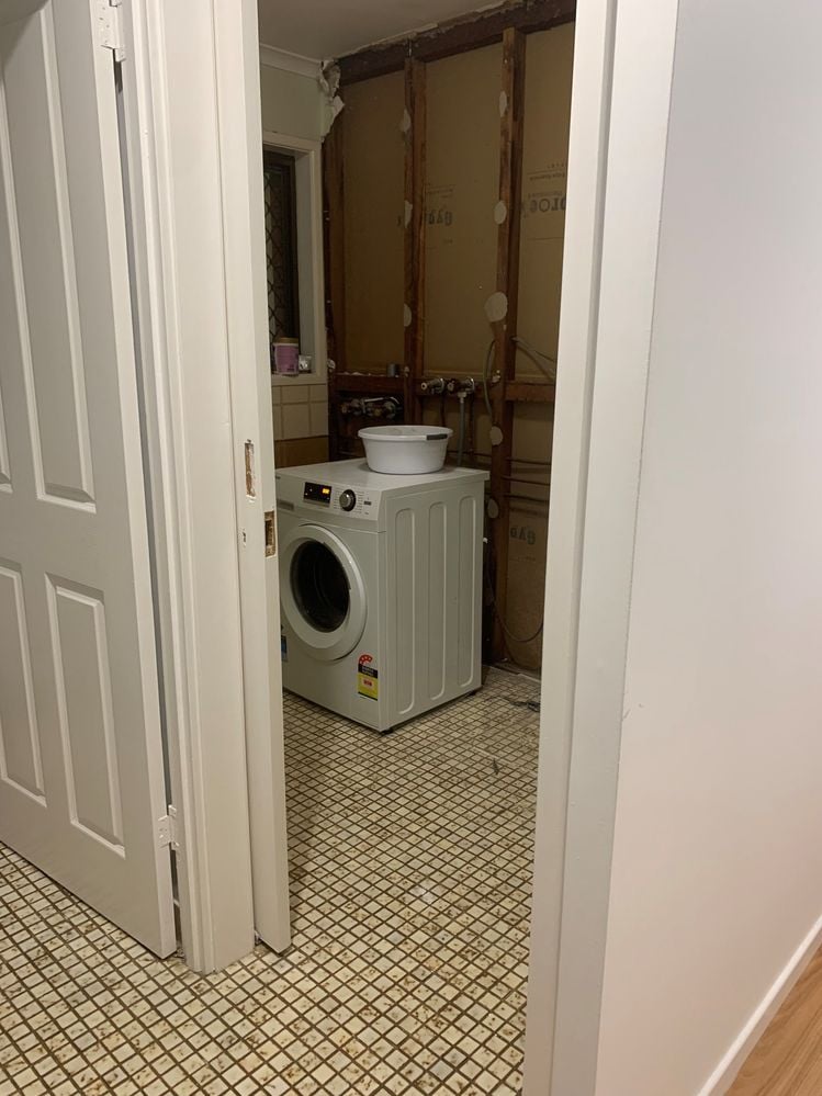 laundry2.jpg laundry2.jpg