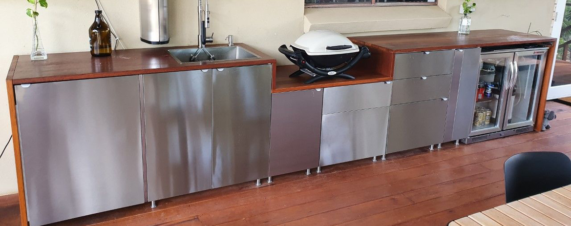 Mooky outdoor kitchen.png Mooky outdoor kitchen.png