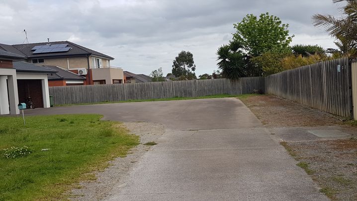 Frontyard.jpg Frontyard.jpg