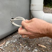 14.2 Pull feed rope through.jpg 14.2 Pull feed rope through.jpg