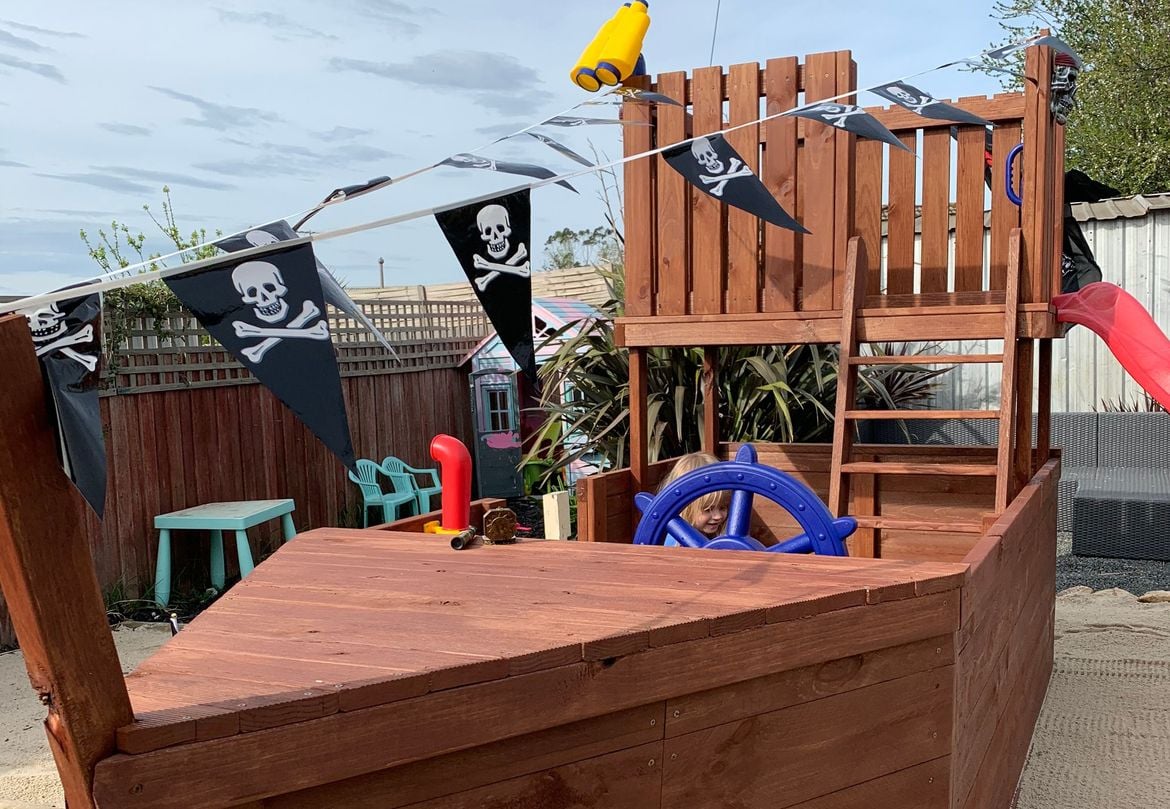 ShaneandAshPirateShip.jpeg ShaneandAshPirateShip.jpeg