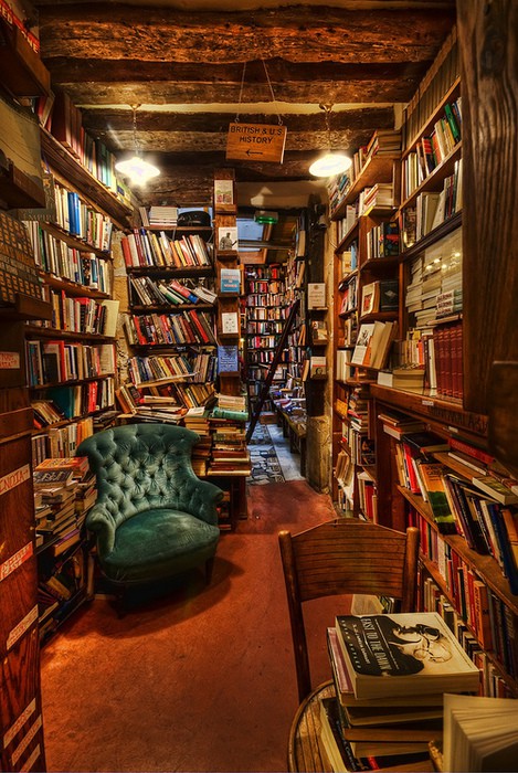 bookshelves.jpg bookshelves.jpg