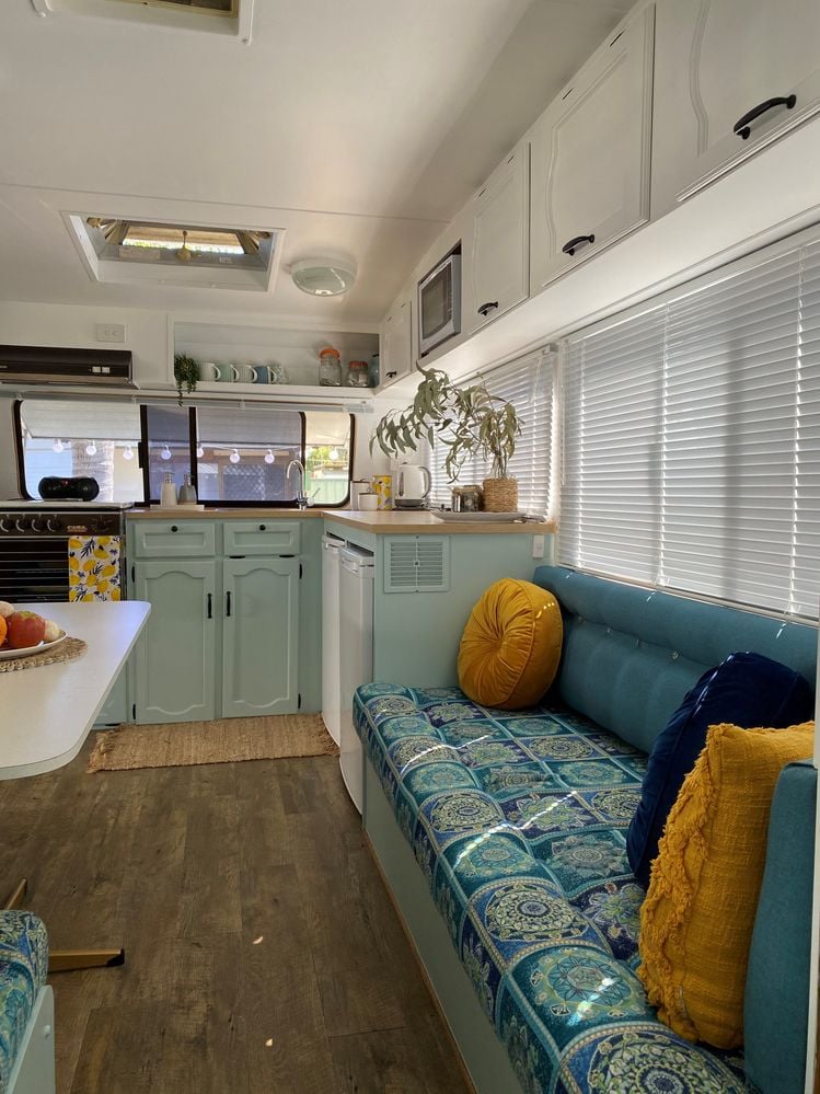 19b (2).JPG 19b (2).JPG