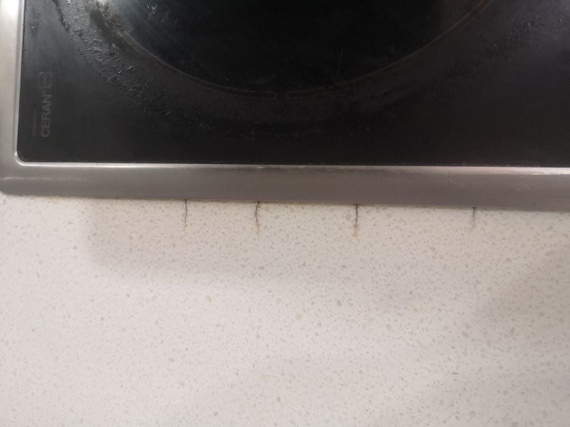 Crack 3.jpg Crack 3.jpg