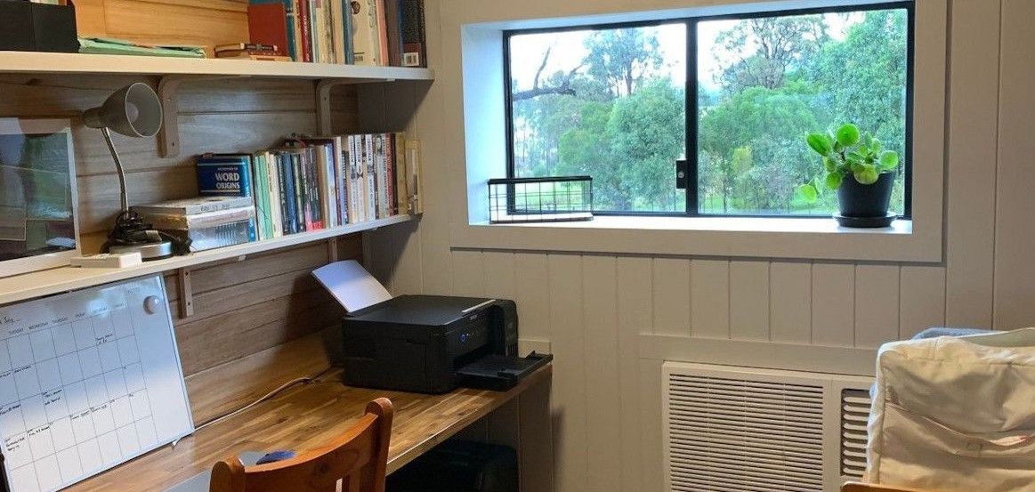 Home office.JPG Home office.JPG