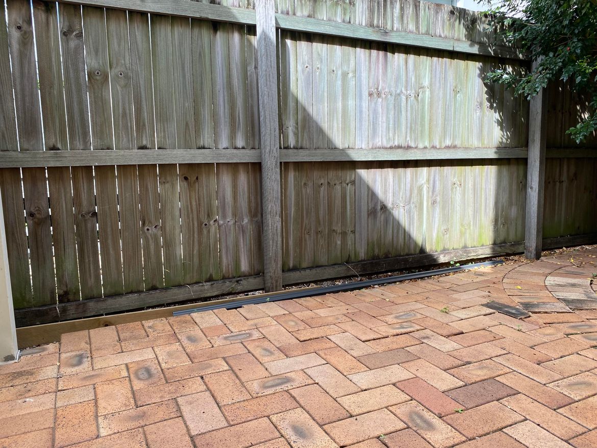 Shed floor.jpg Shed floor.jpg