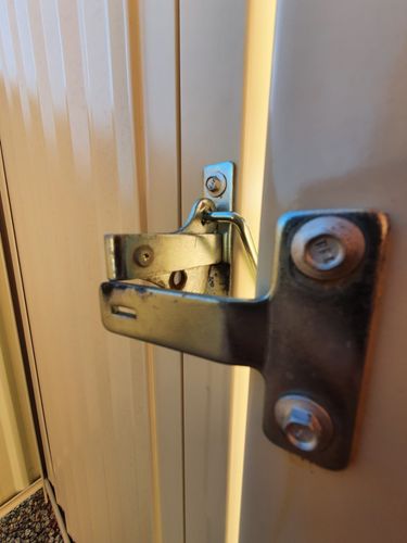 Latch 2.jpeg Latch 2.jpeg