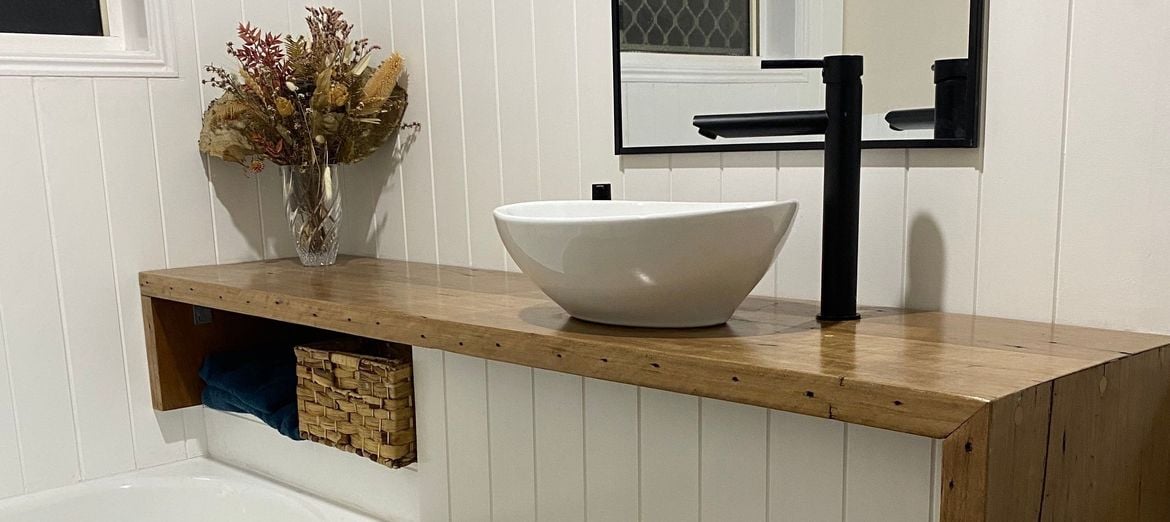 Bathrooom renovation using VJ panelling (2).jpg Bathrooom renovation using VJ panelling (2).jpg