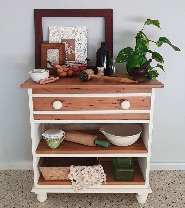 hero_cabinet.jpg hero_cabinet.jpg