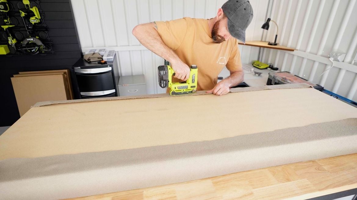 staple 1_1.75.1.jpg staple 1_1.75.1.jpg