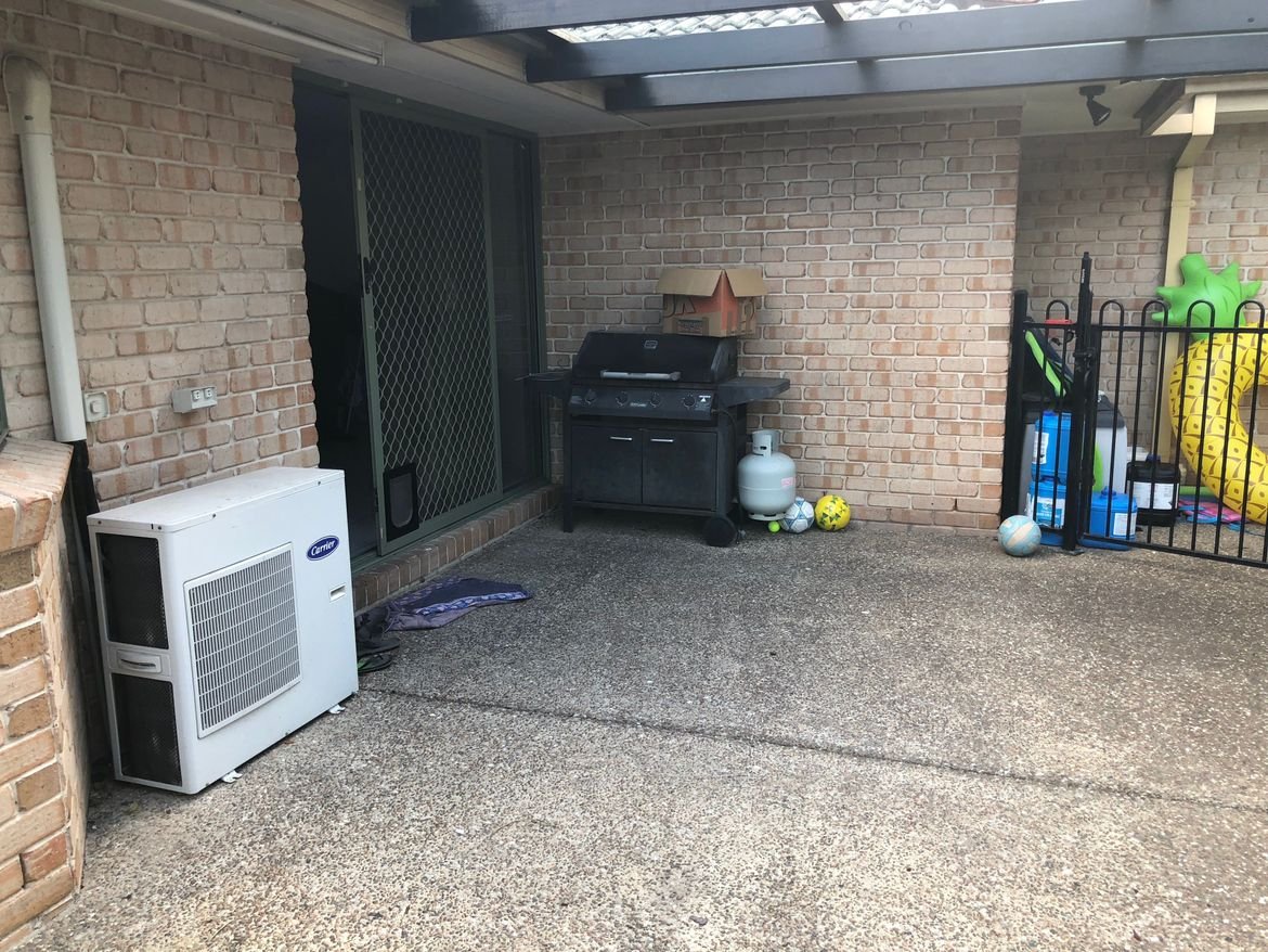 IMG_0323.JPG IMG_0323.JPG