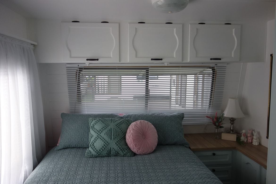 10b (2).JPG 10b (2).JPG