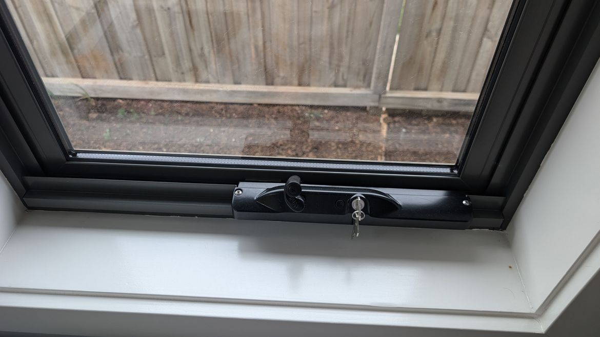 PXL_20241117_235825354.MP.jpg PXL_20241117_235825354.MP.jpg