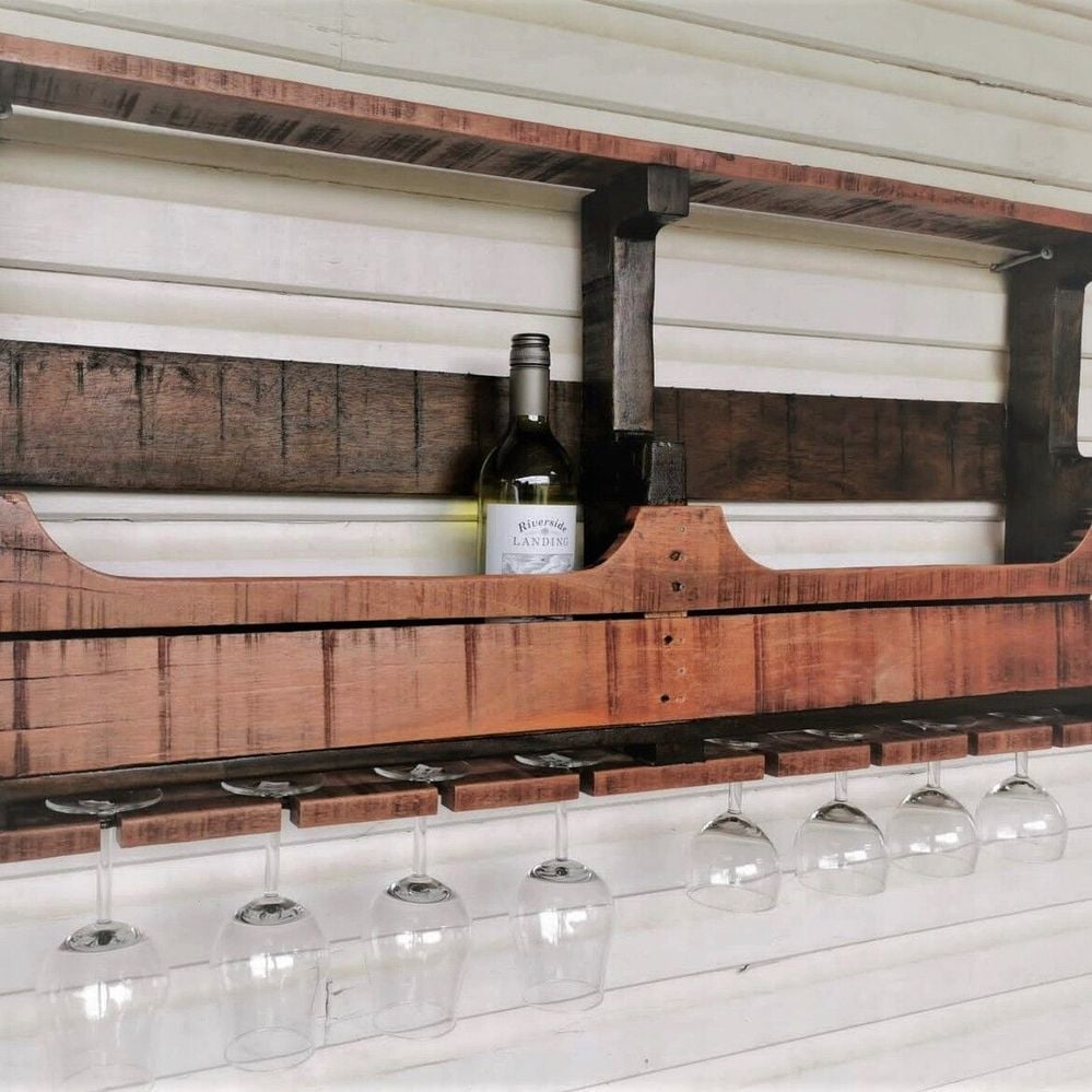 mitchwine.jpg mitchwine.jpg