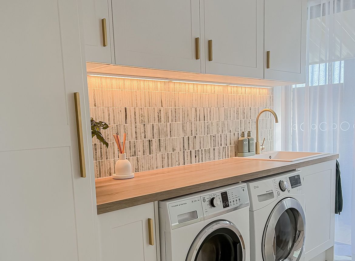 HouseonhockhillLaundry.jpeg HouseonhockhillLaundry.jpeg