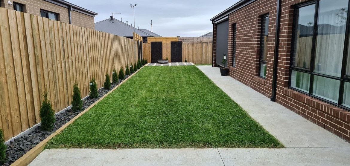 HERO_CRAIG.jpg HERO_CRAIG.jpg