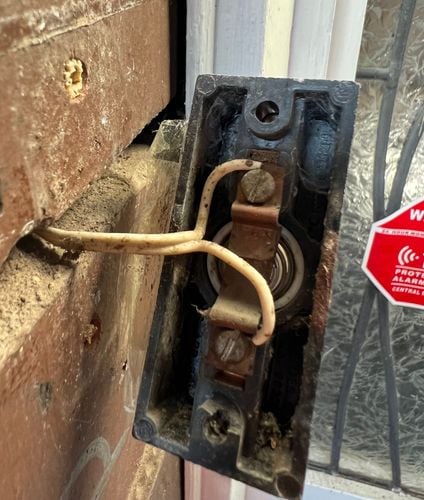 IMG_9922-1.jpg IMG_9922-1.jpg