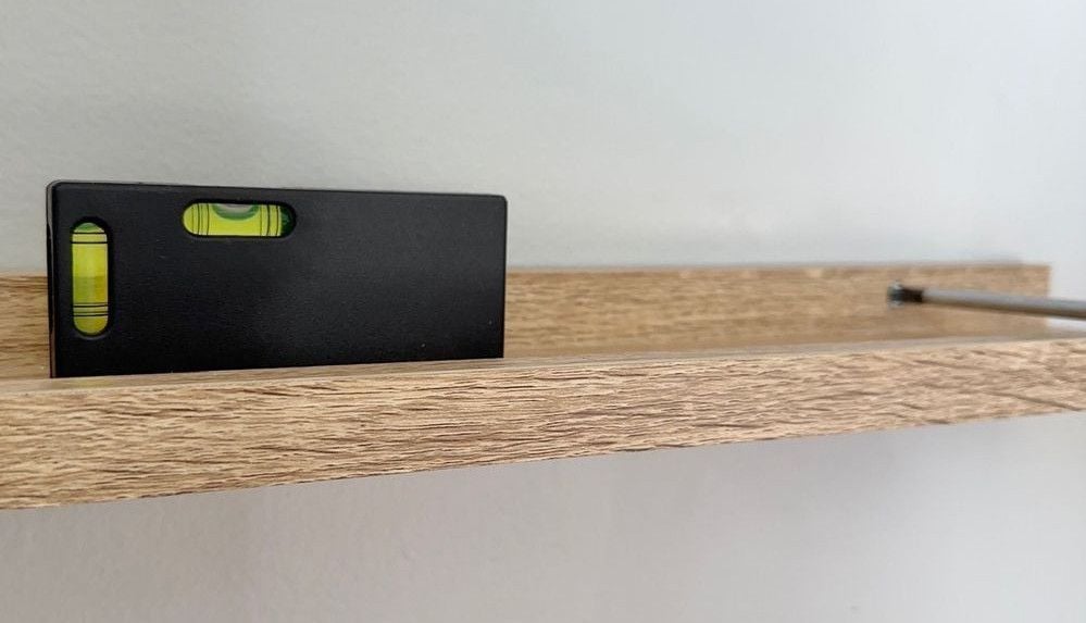 Sh_elves.jpeg Sh_elves.jpeg