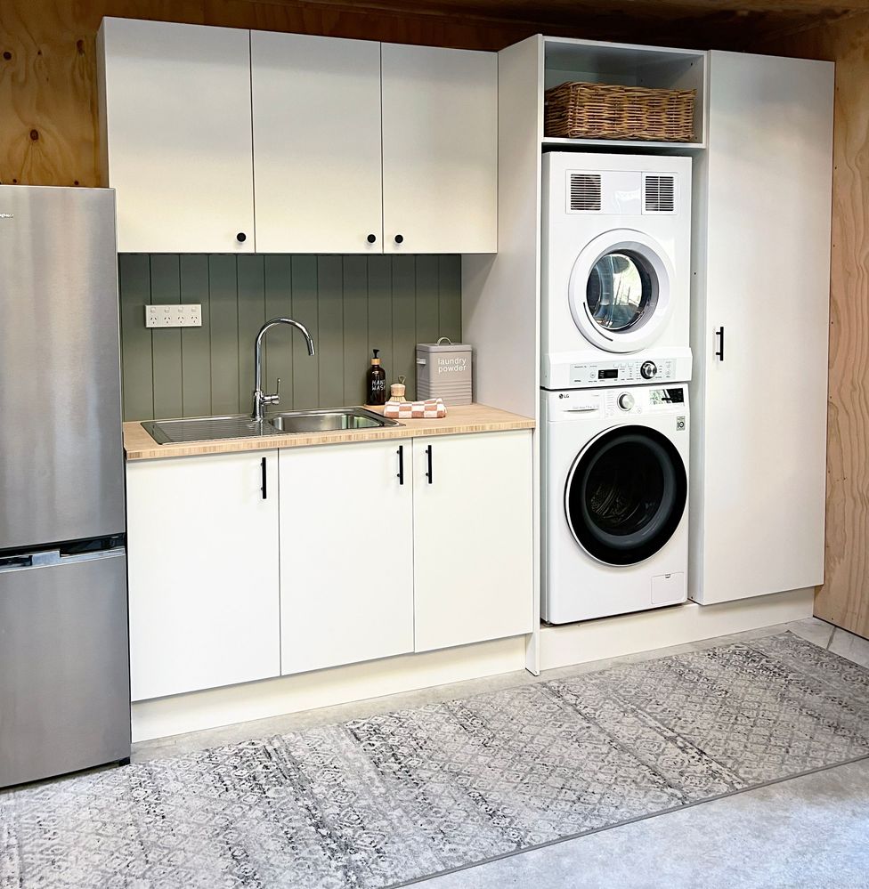 Laundry 1.jpg Laundry 1.jpg