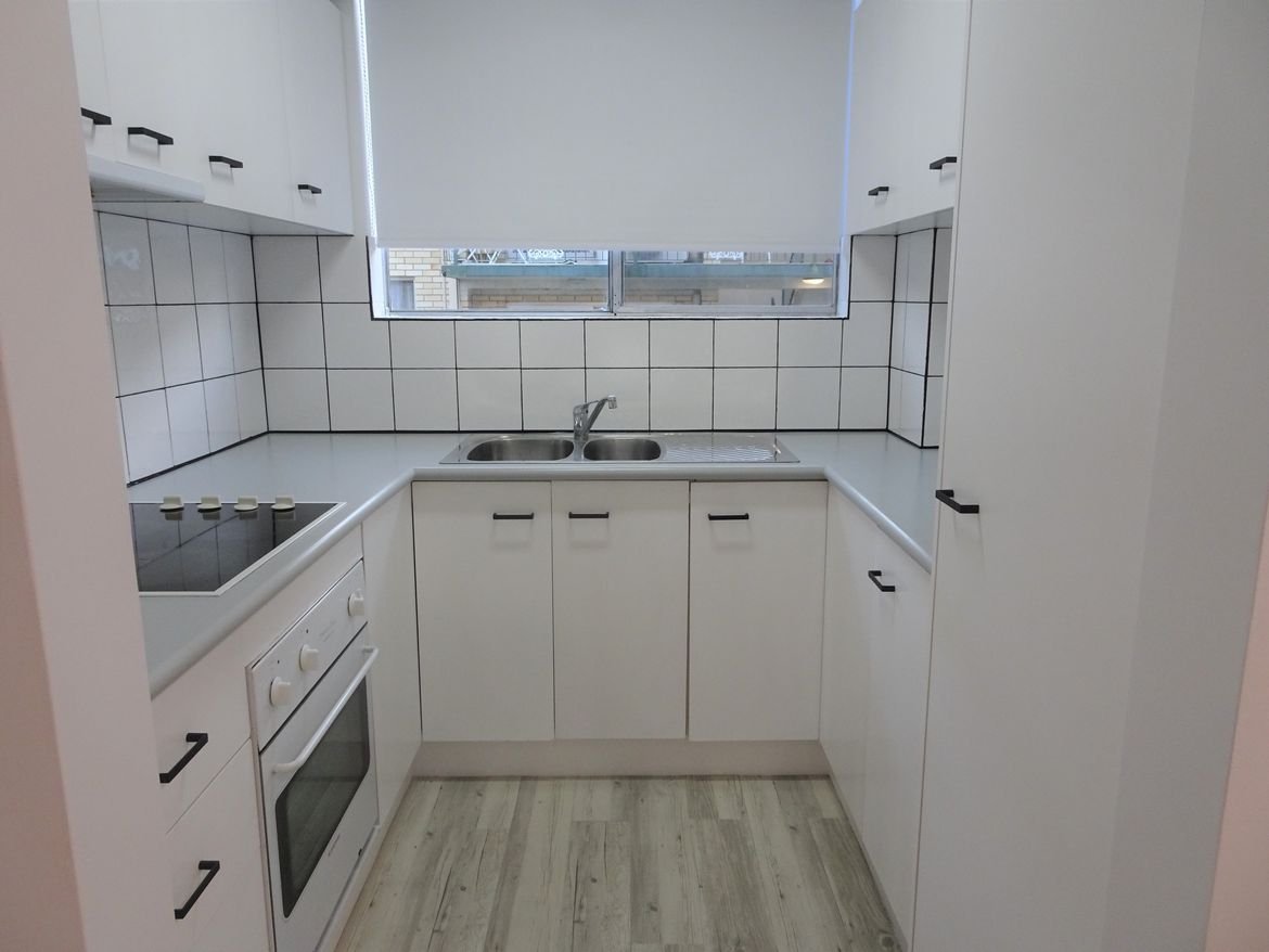 Kitchen.JPG Kitchen.JPG