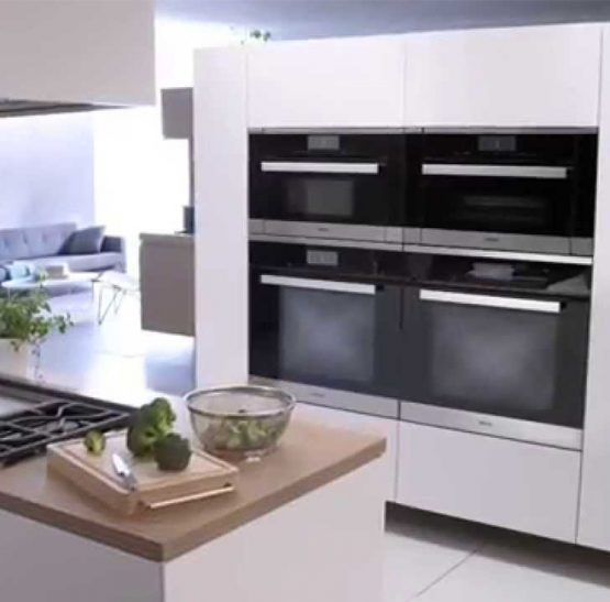 Miele-Wall-Ovens-in-the-Kitchen-555x547.jpg Miele-Wall-Ovens-in-the-Kitchen-555x547.jpg