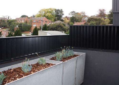 Courtyard.jpg Courtyard.jpg