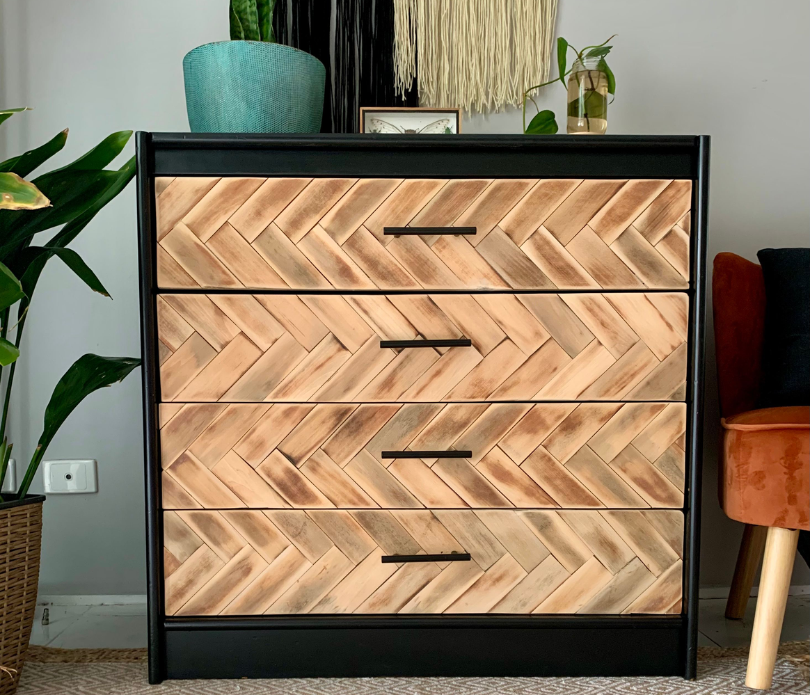 baby change table.png baby change table.png